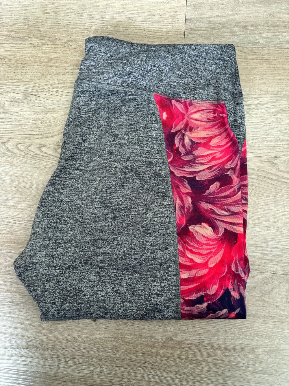 Capris - Picture 2 of 2